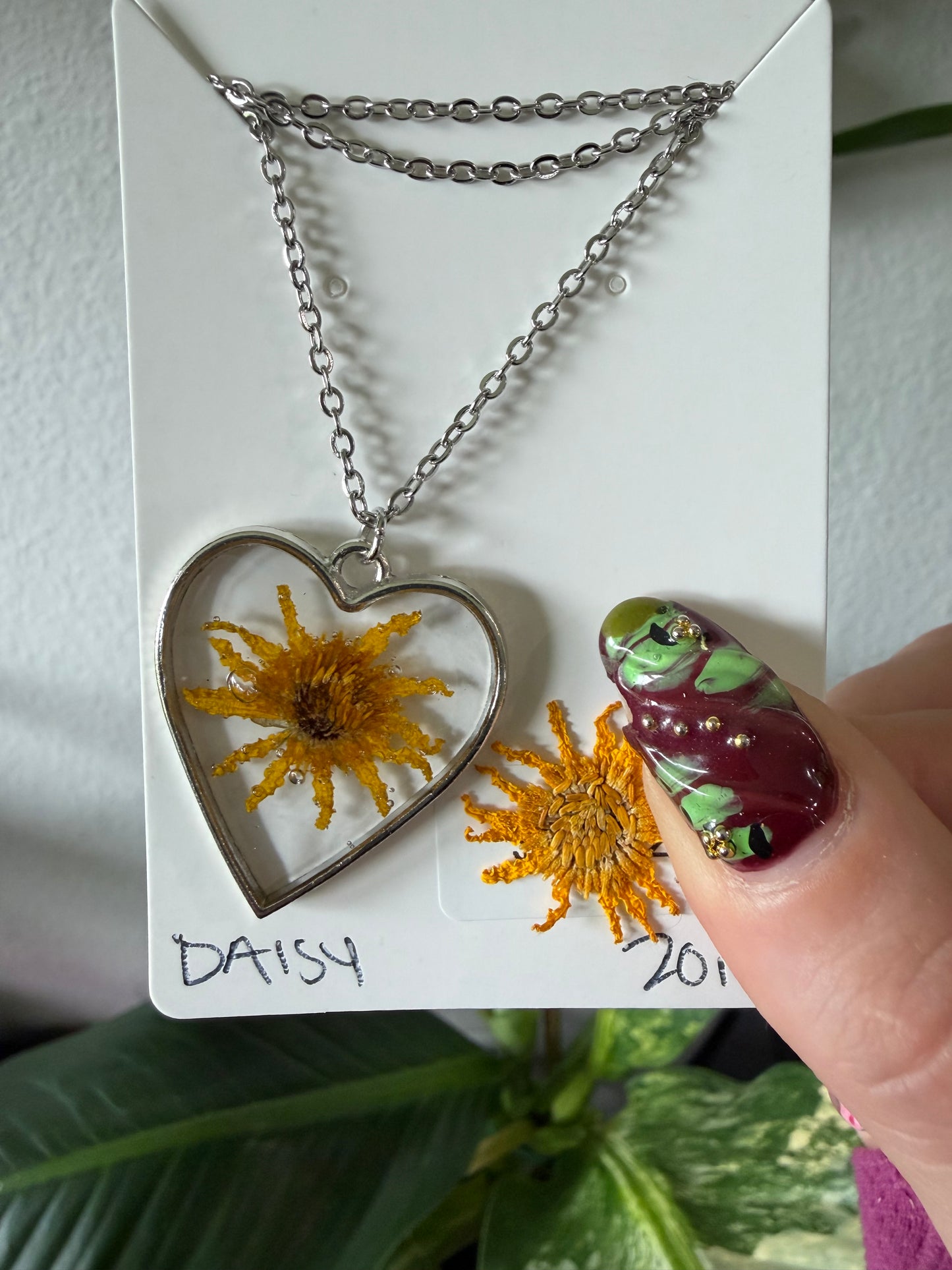Daisy Heart Necklace in Silver