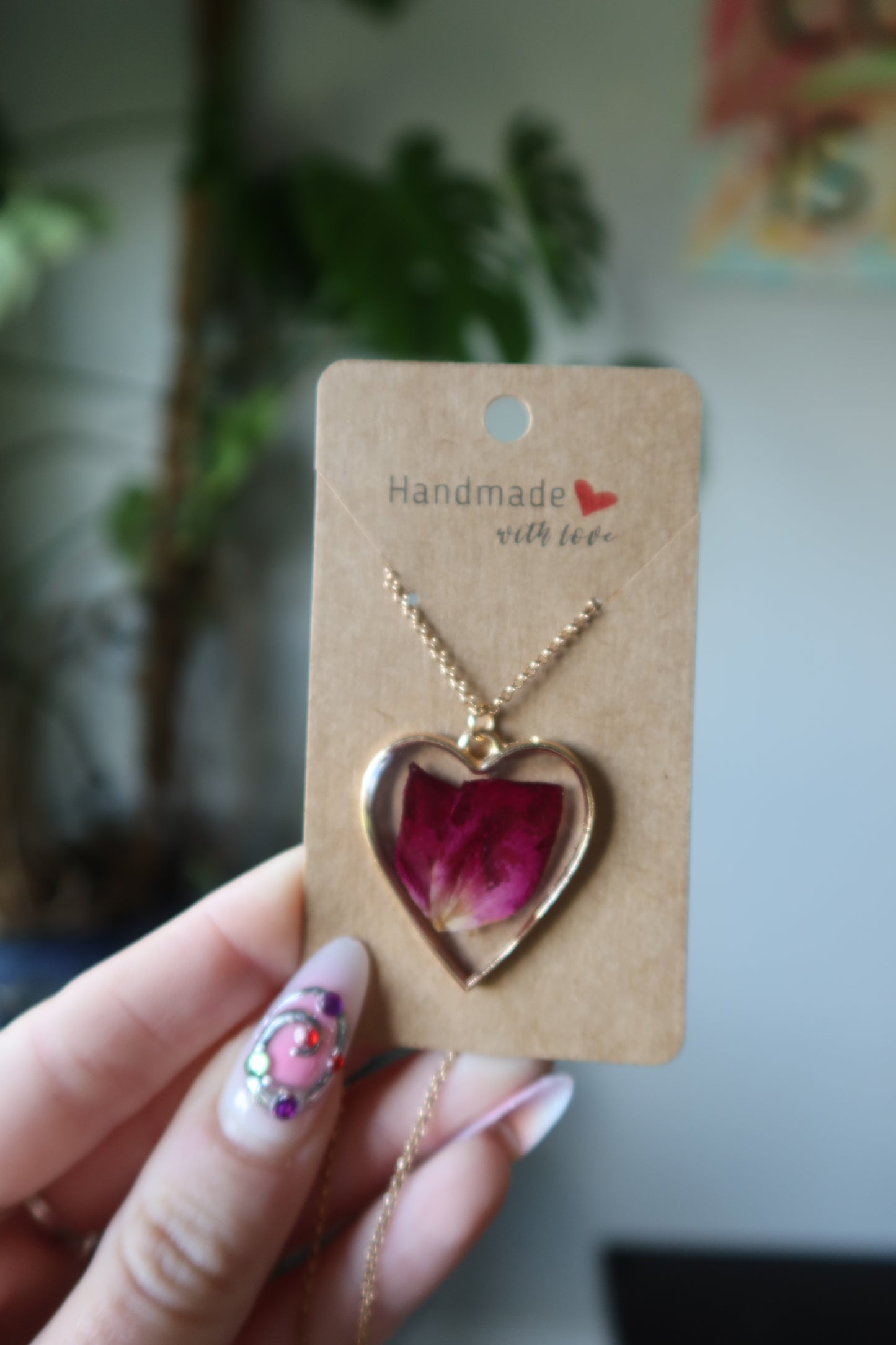 Gold Heart Rose Bloom Necklace 16in