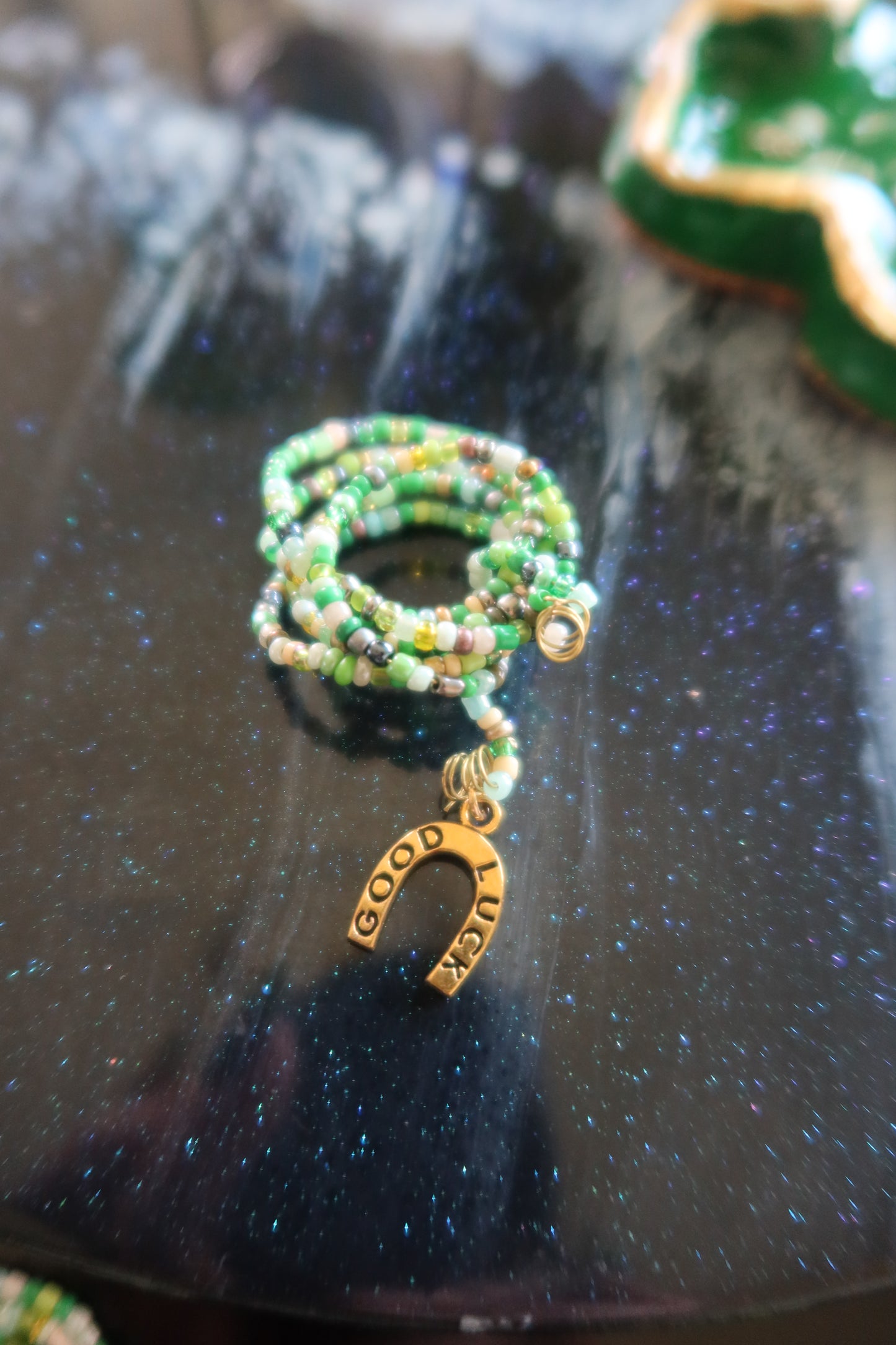 Good Luck Horseshoe Plant Wrap - Lucky Girl Collection