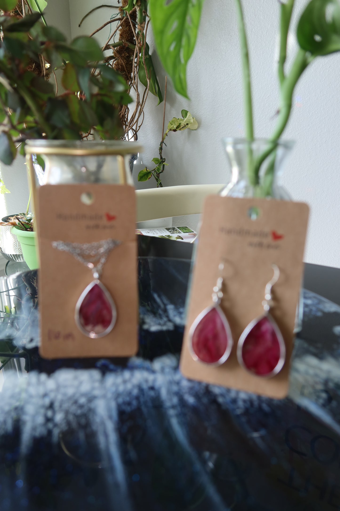 Teardrop Thanksgiving Cactus Bloom Necklace 16in