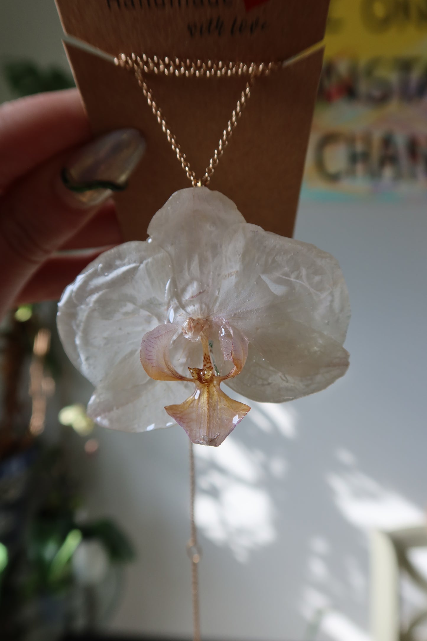 Gold White Orchid Bloom Necklace