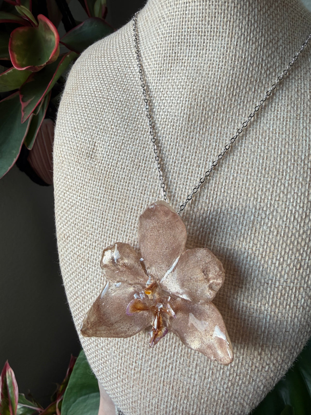 Metallic Silver Orchid Bloom Necklace