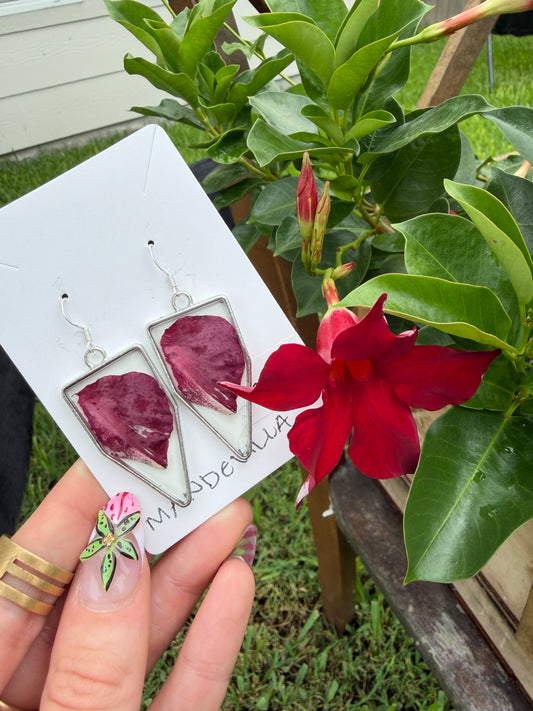 Mandevilla Banner Earrings in Silver