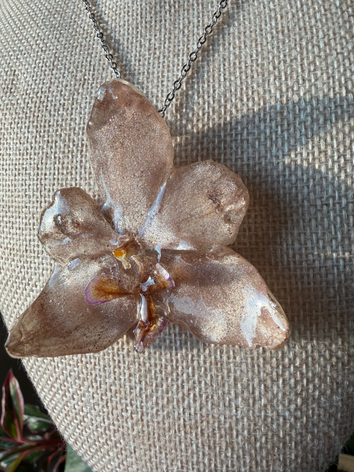 Metallic Silver Orchid Bloom Necklace
