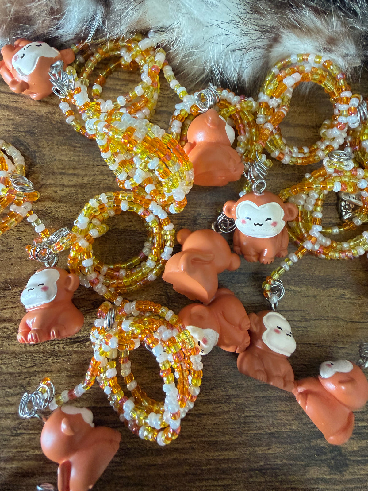 Monkey Plant Wrap