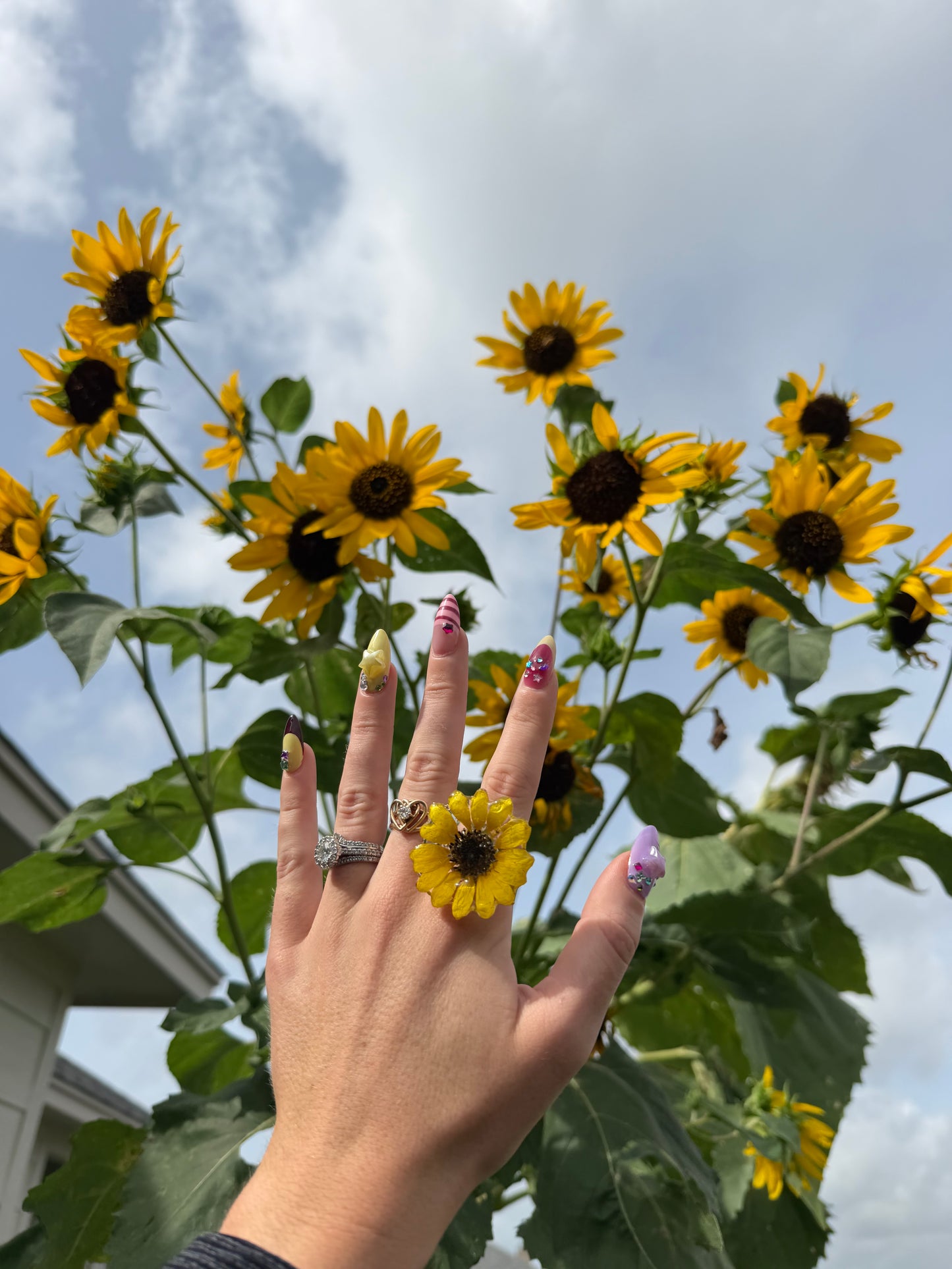 Light Sunflower Ring - Adjustable gold stainless steel