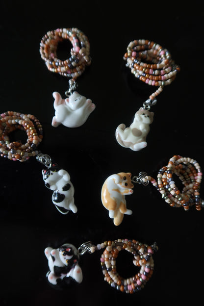 Cat Charm Plant Wrap