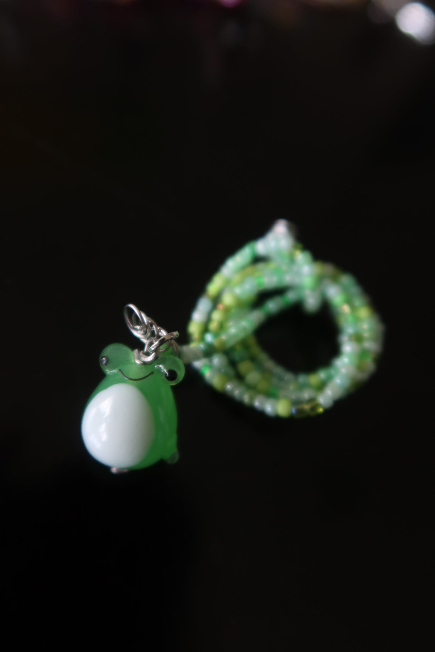 Frog Plant Wrap - In the Garden Collection