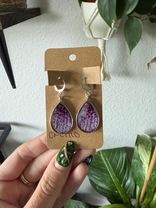 Orchid Teardop Earrings in Silver