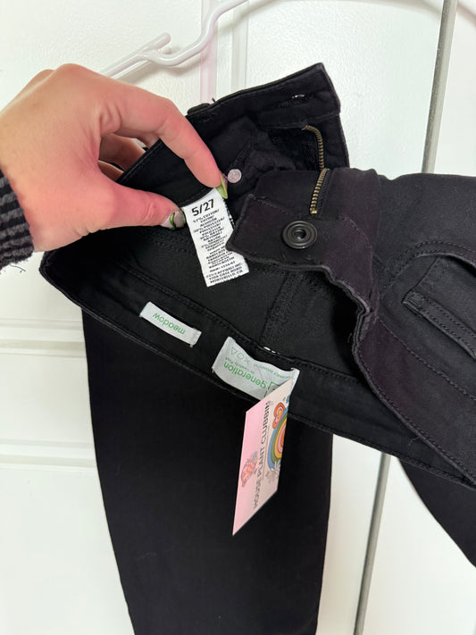 Basic Black Skinny Jeans