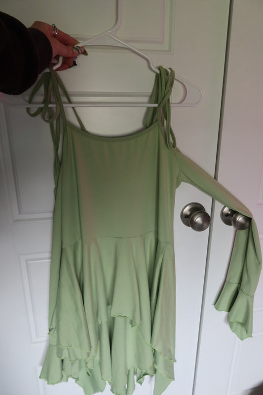 Green long sleeve fairy dress