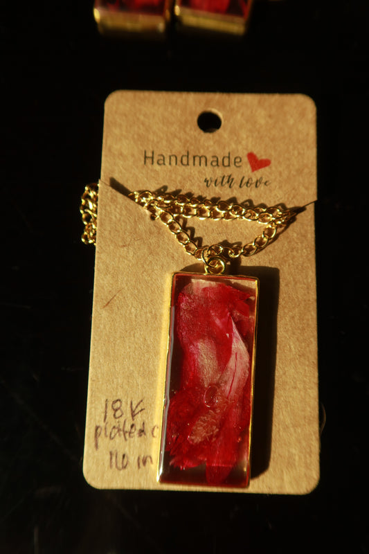 Gold Rectangle Thanksgiving Cactus Bloom Necklace 16in