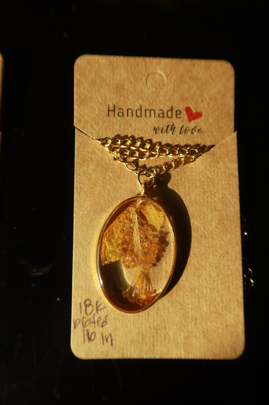 Gold Oval Hollywood Hibiscus Bloom Necklace 16in