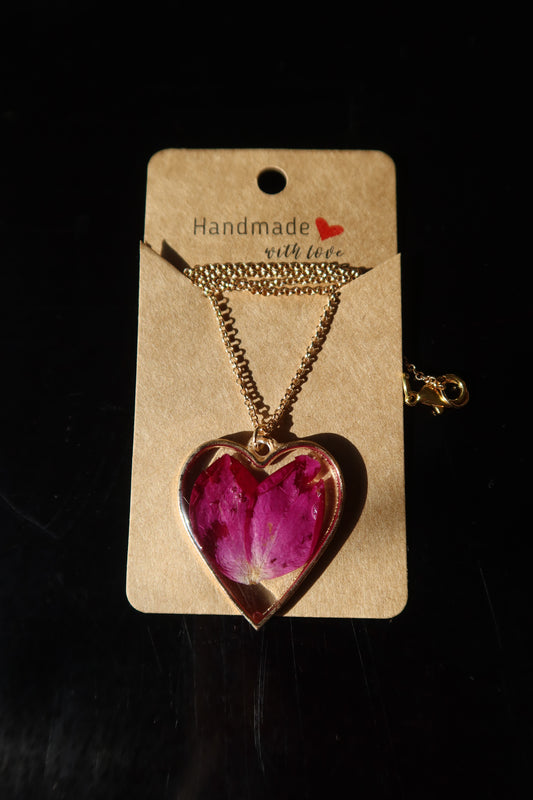 Gold Heart Rose Bloom Necklace 16in